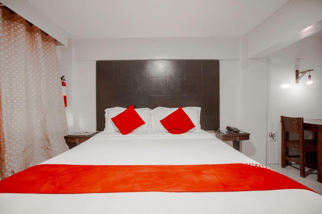 Hotel Super Oyo 134 The Bedstation Mandaluyong Exterior foto